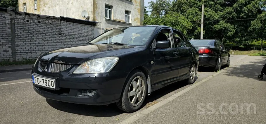 Mitsubishi Lancer 2005 photo 3