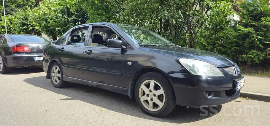 Mitsubishi Lancer 2005 photo 2