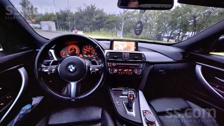 BMW 320 2014 photo 4