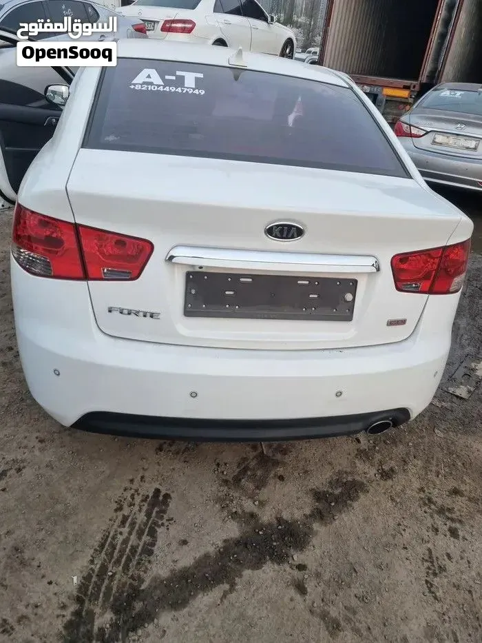 Kia Forte 2012 photo 3