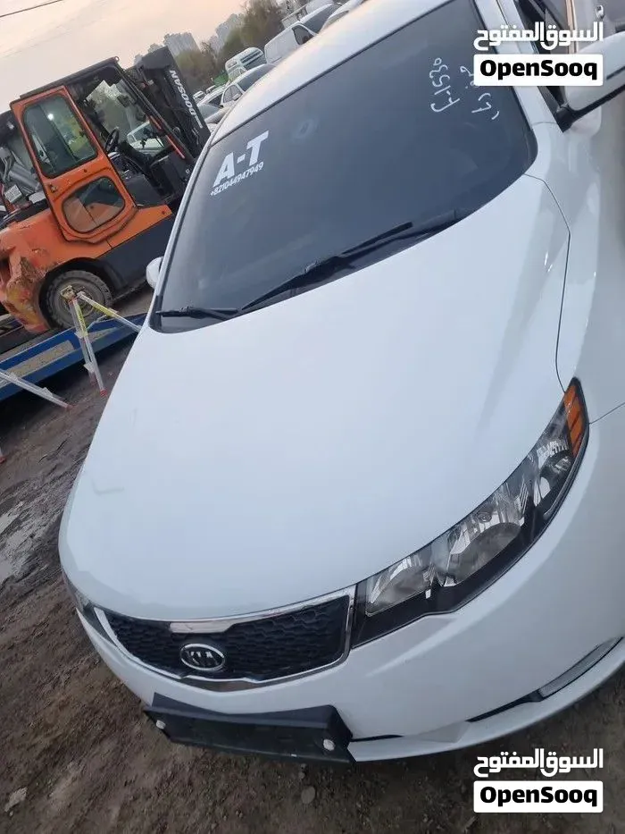 Kia Forte 2012 photo 2