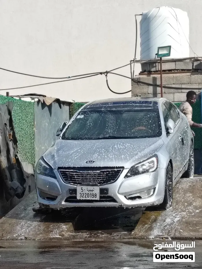 Kia Cadenza 2010 photo 2