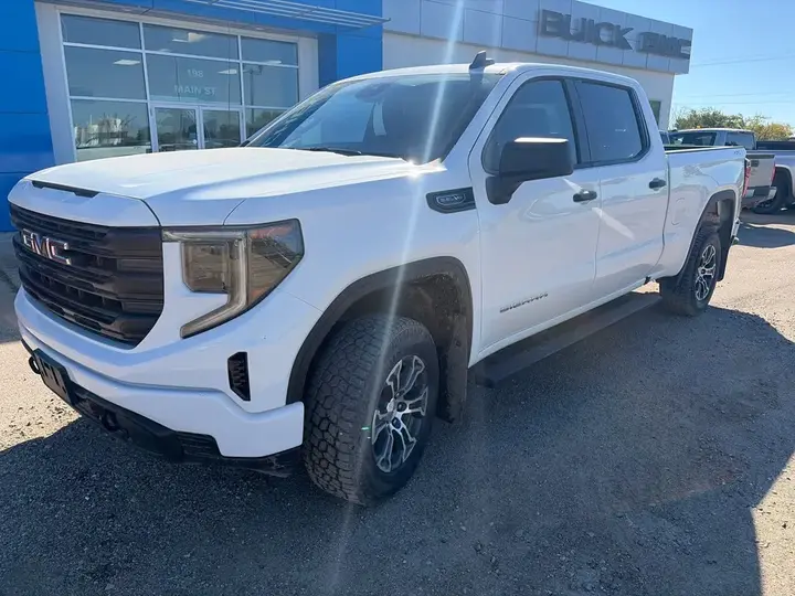 GMC Sierra 1500 2024 photo 2