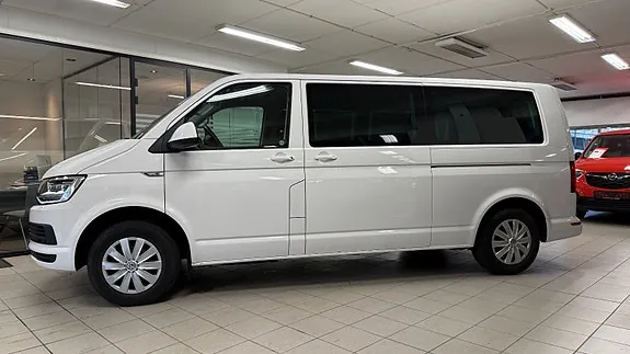 Volkswagen Caravelle 2018 photo 3