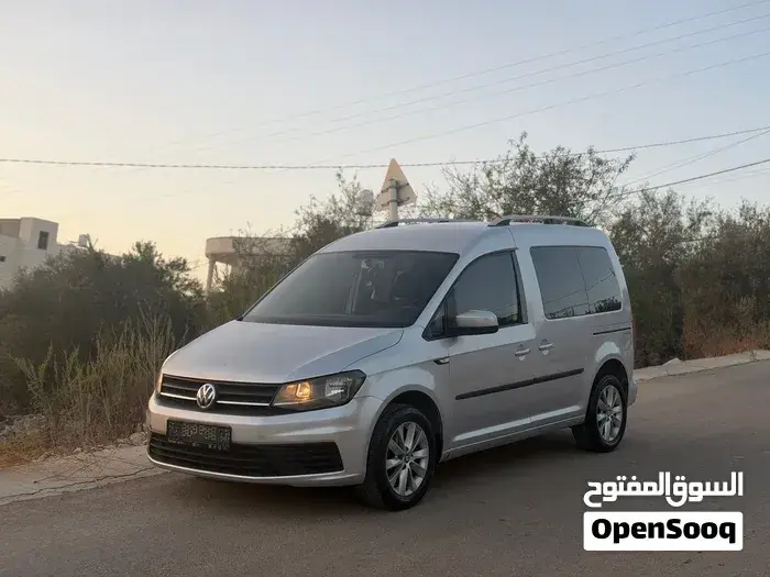 Volkswagen Caddy 2018 photo 2
