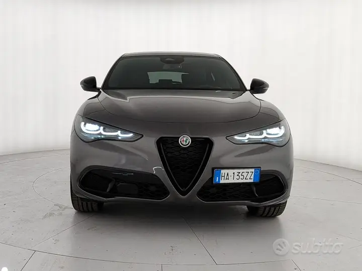 Alfa Romeo Stelvio 2025 photo 2