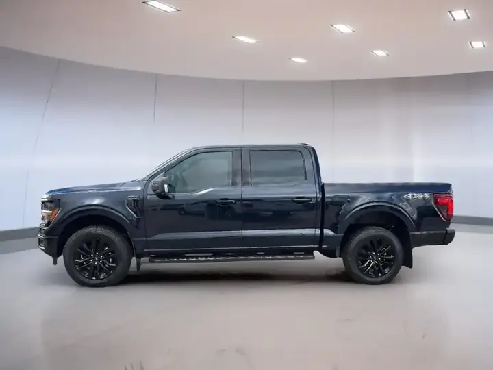 Ford F-150 2026 photo 2
