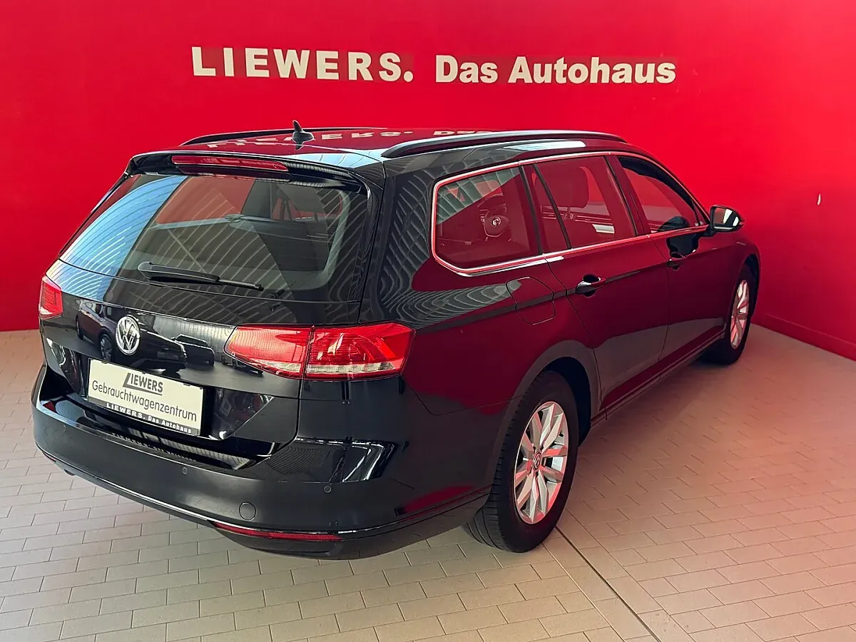 Volkswagen Passat 2018 photo 3