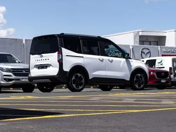 Ford Tourneo 2025 photo 3