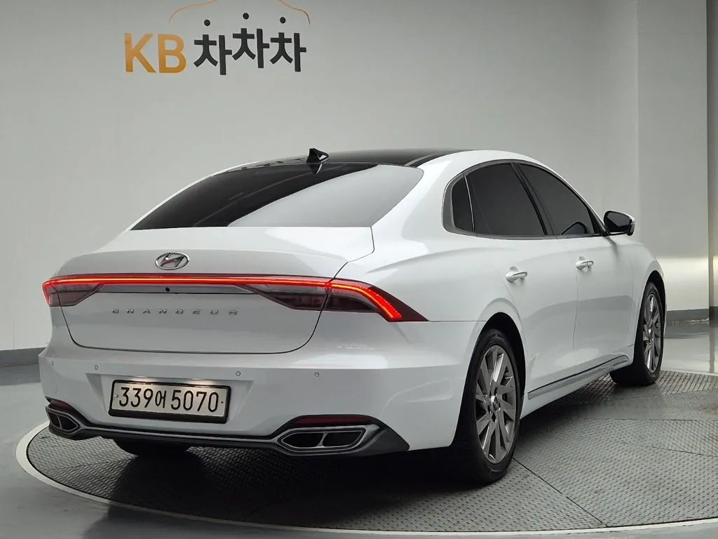 Hyundai Grandeur 2022 photo 3