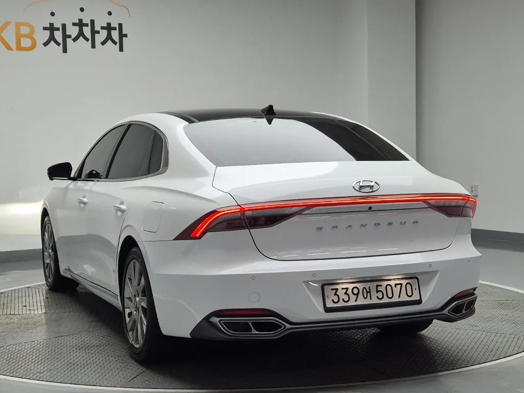 Hyundai Grandeur 2022 photo 2