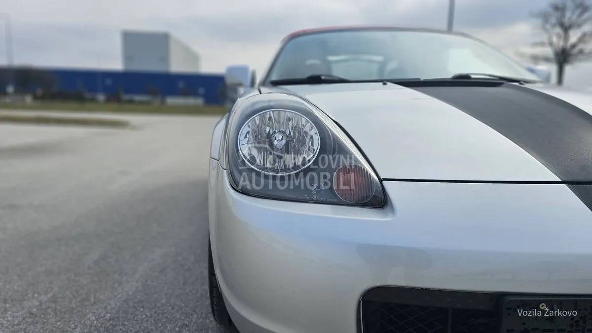 Toyota Mr2 2000 photo 4