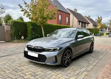 BMW 330E