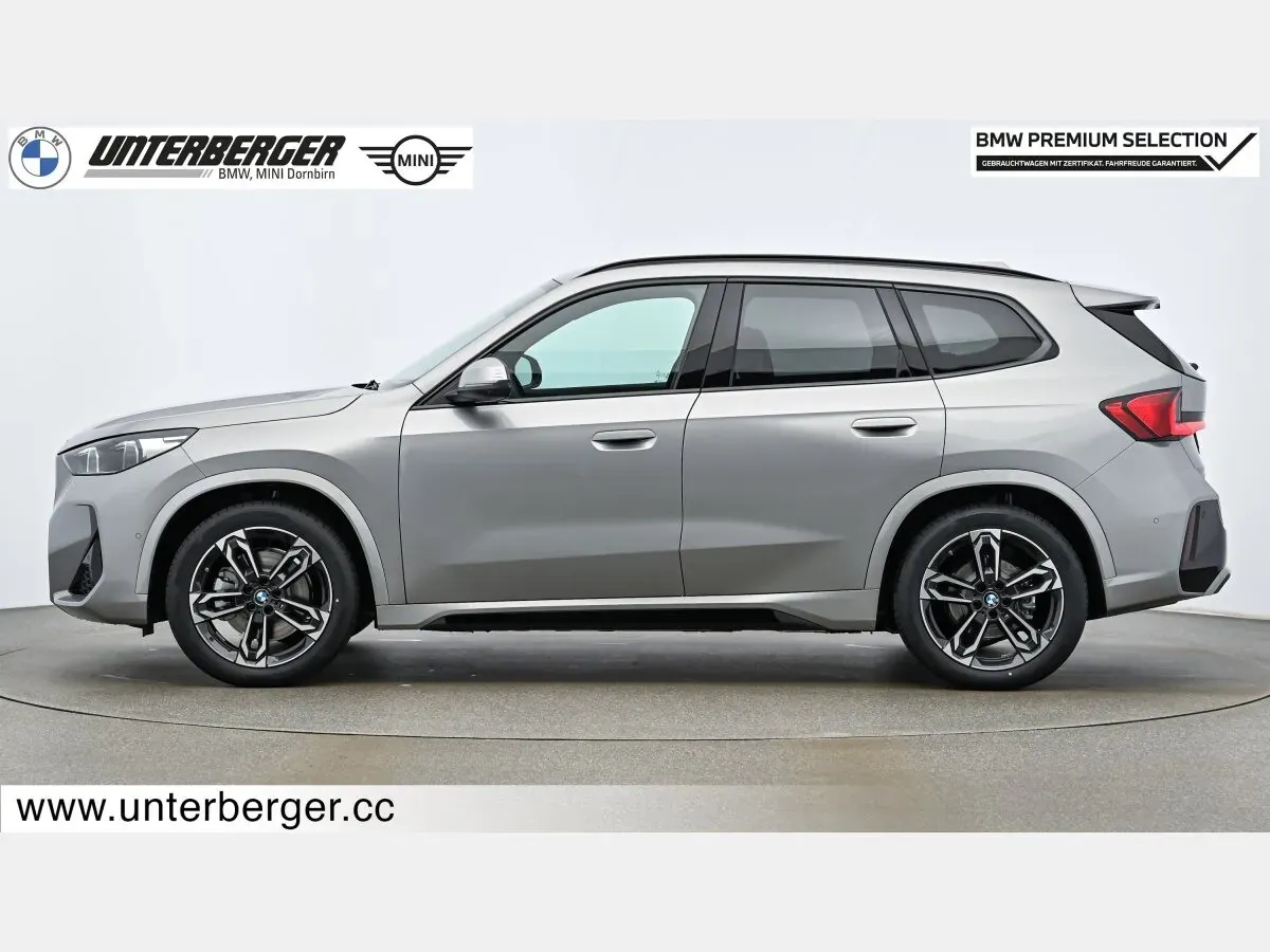 BMW Ix1 2025 photo 3