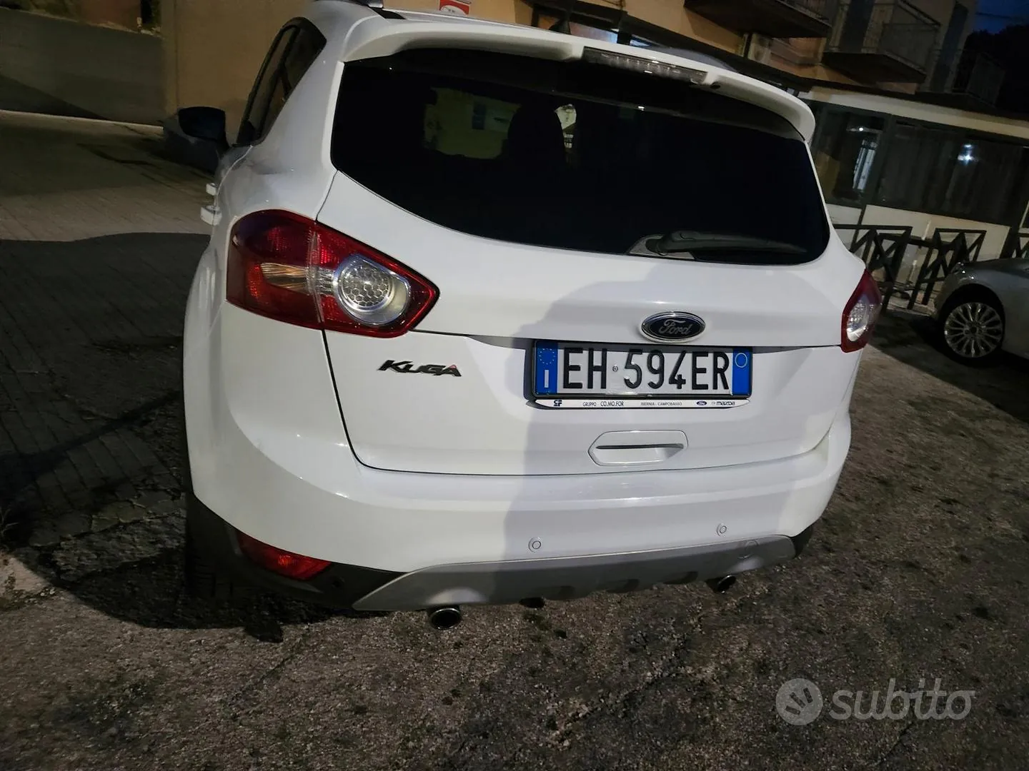 Ford Kuga 2012 photo 3
