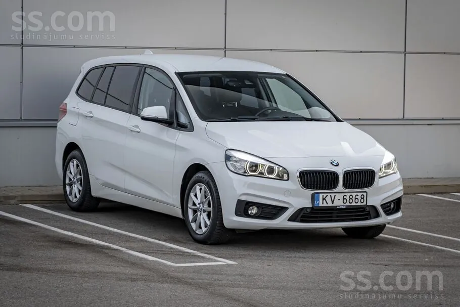 BMW 218D Gran Tourer 2015 photo 3