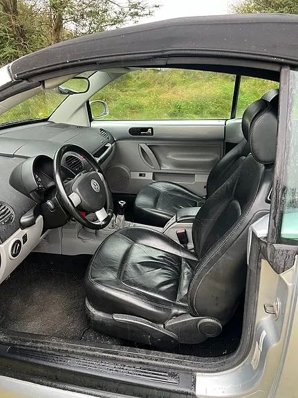 Volkswagen New Beetle 2004 photo 5