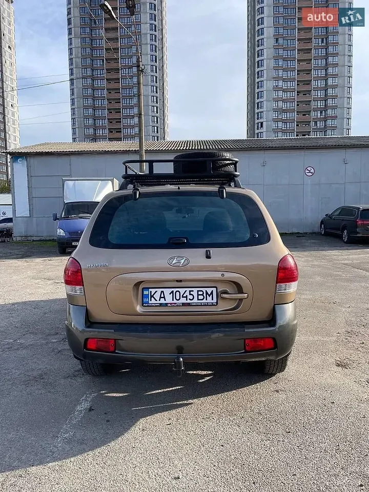 Hyundai Santa Fe 2004 photo 5