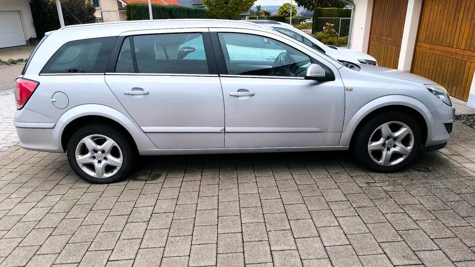 Opel Astra H