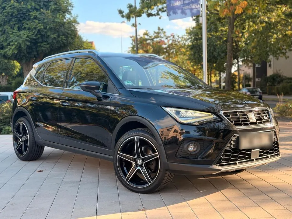 Seat Arona