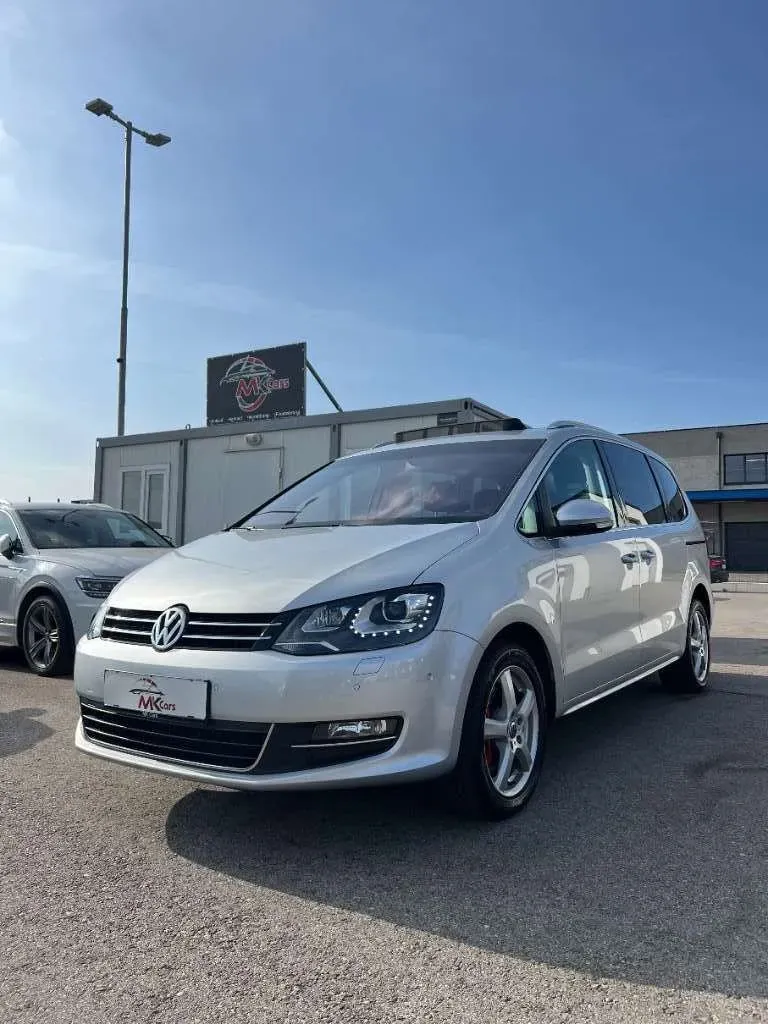 Volkswagen Sharan 2011 photo 2