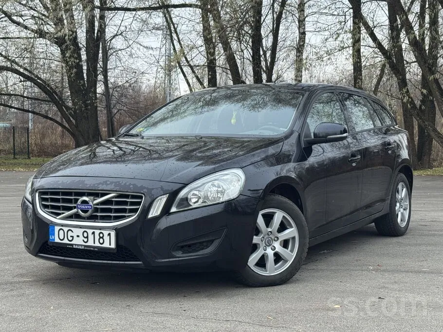 Volvo V60 2012 photo 2