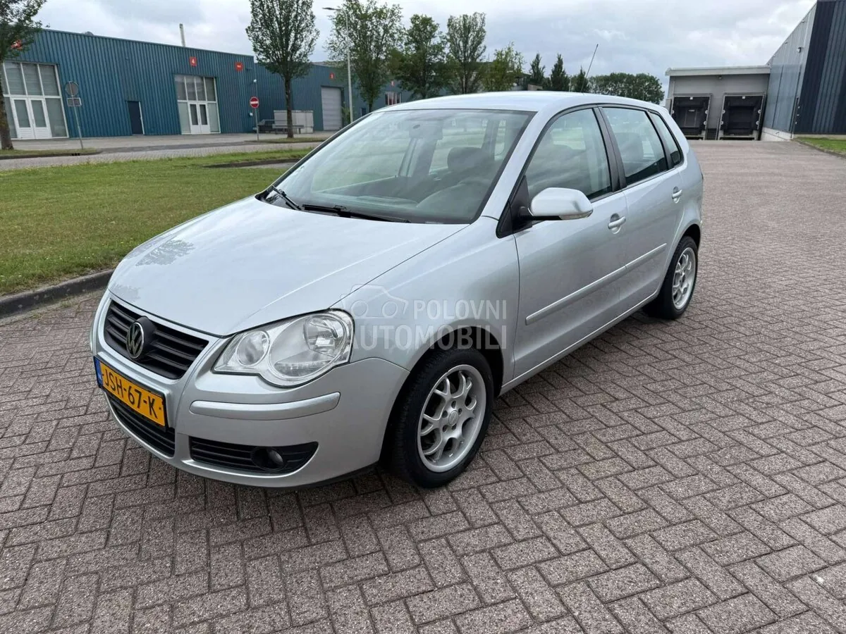 Volkswagen Polo 2009 photo 2