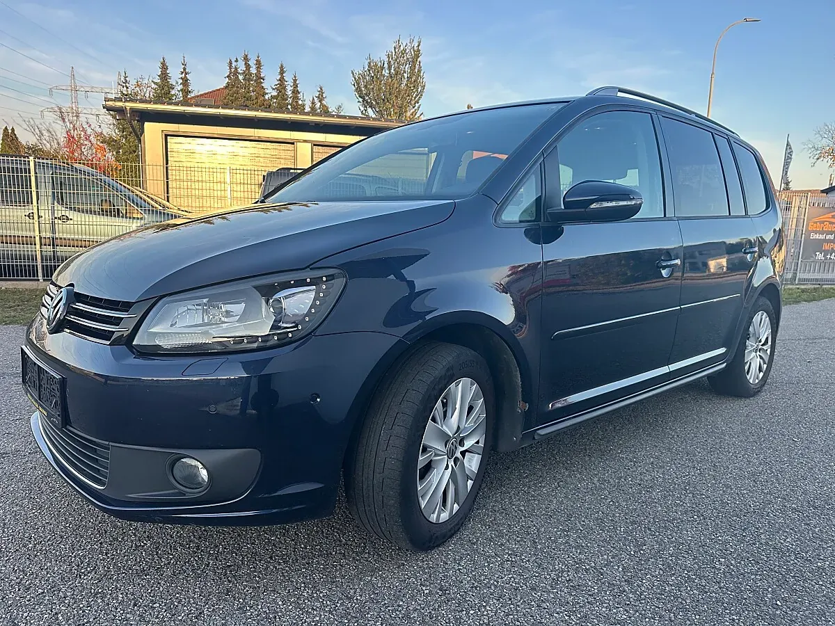 Volkswagen Touran 2014 photo 2