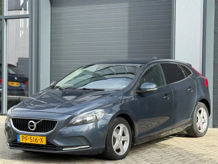Volvo V40 2016 photo 3