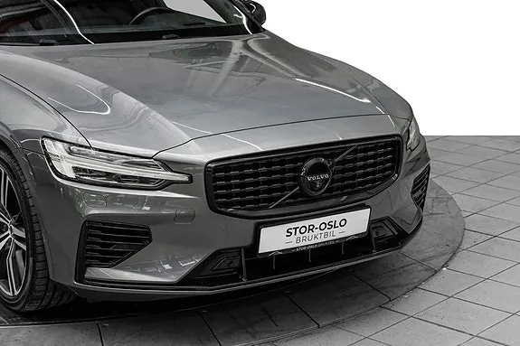 Volvo V60 2019 photo 2