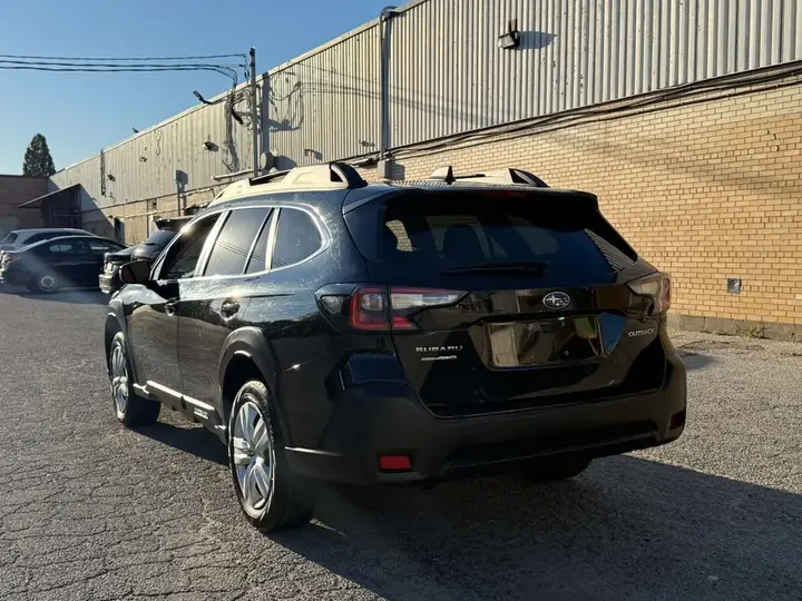 Subaru Outback 2023 photo 4