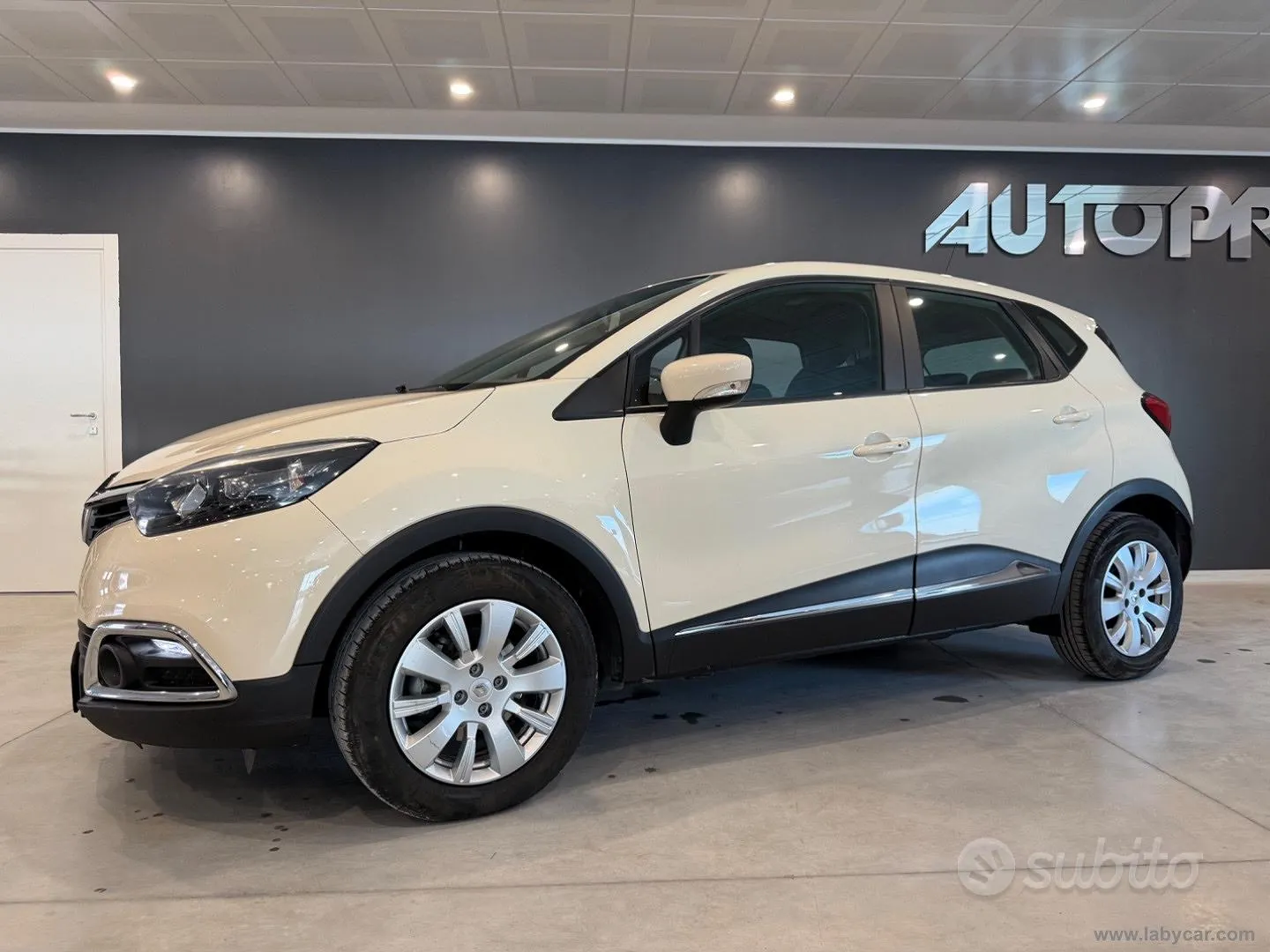 Renault Captur 2014 photo 2