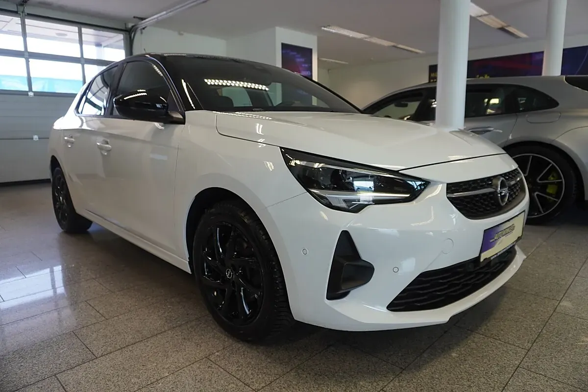 Opel Corsa 2023 photo 3