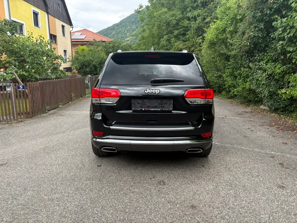 Jeep Grand Cherokee 2018 photo 2