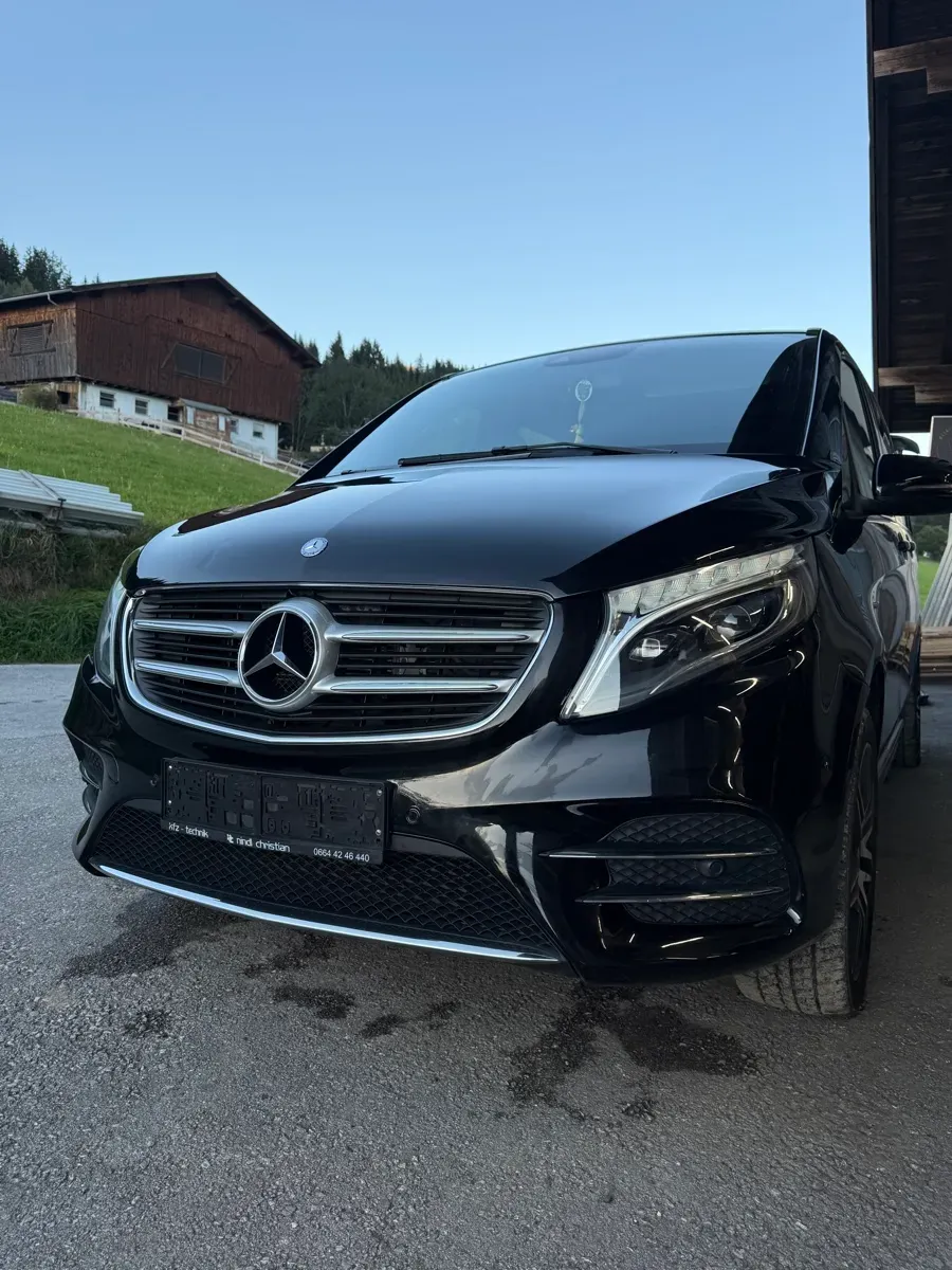 Mercedes-Benz V-Class