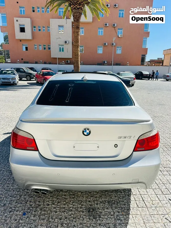 BMW 5 Series 2008 photo 4