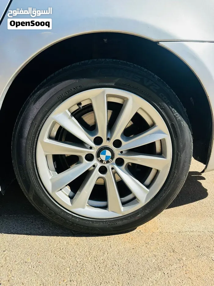 BMW 5 Series 2008 photo 2