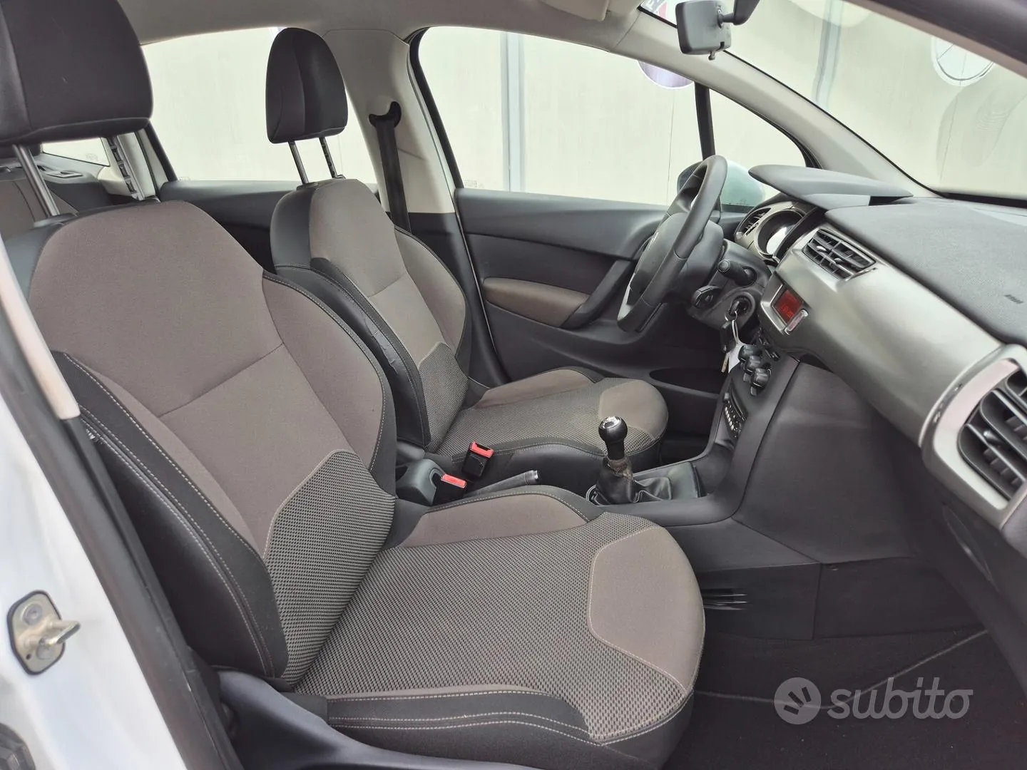 Citroen C3 2014 photo 4
