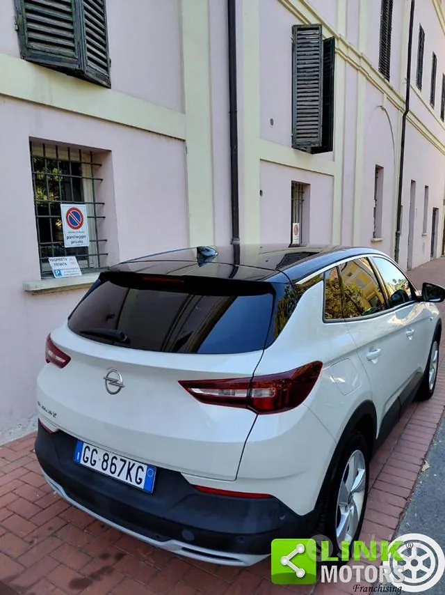 Opel Grandland X 2020 photo 2