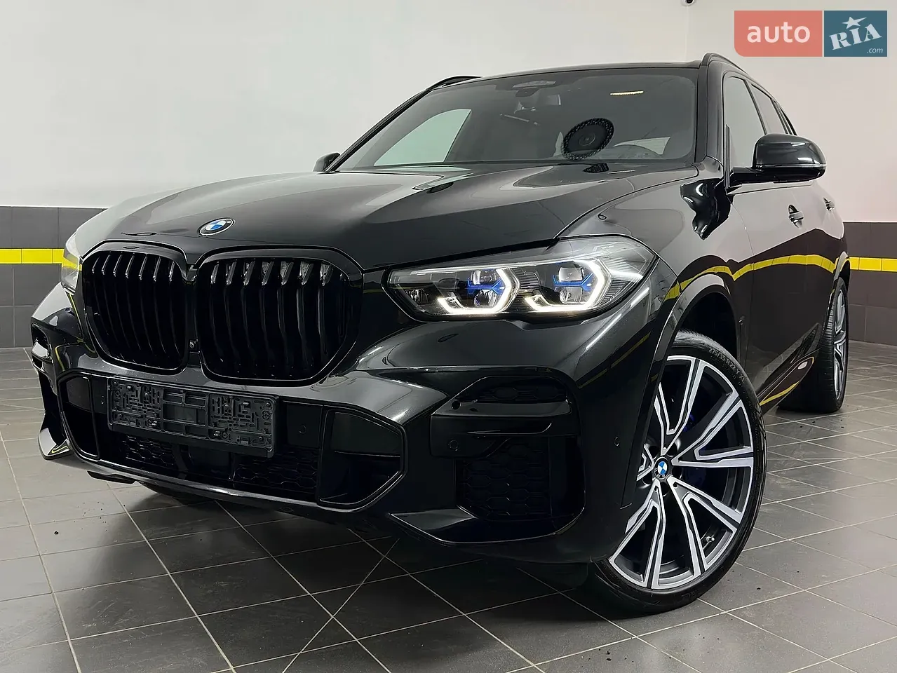 BMW X5 2023 photo 2