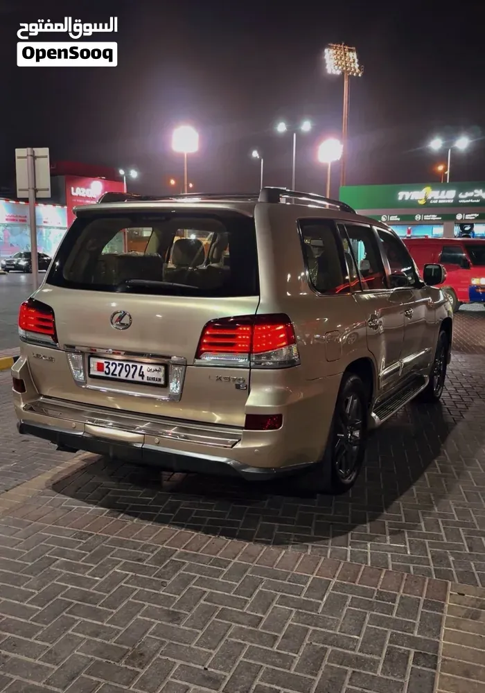 Lexus Lx 570 2013 photo 3