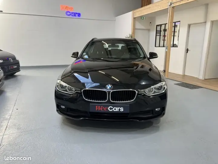 BMW Série 3 2019 photo 2