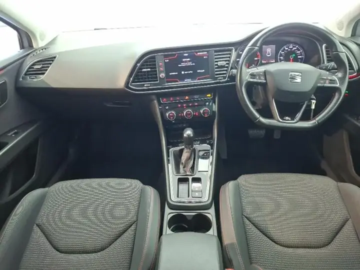 Seat Leon 2019 photo 3