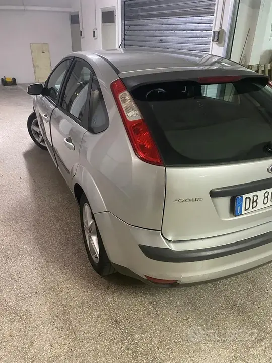 Ford Focus 2006 photo 3