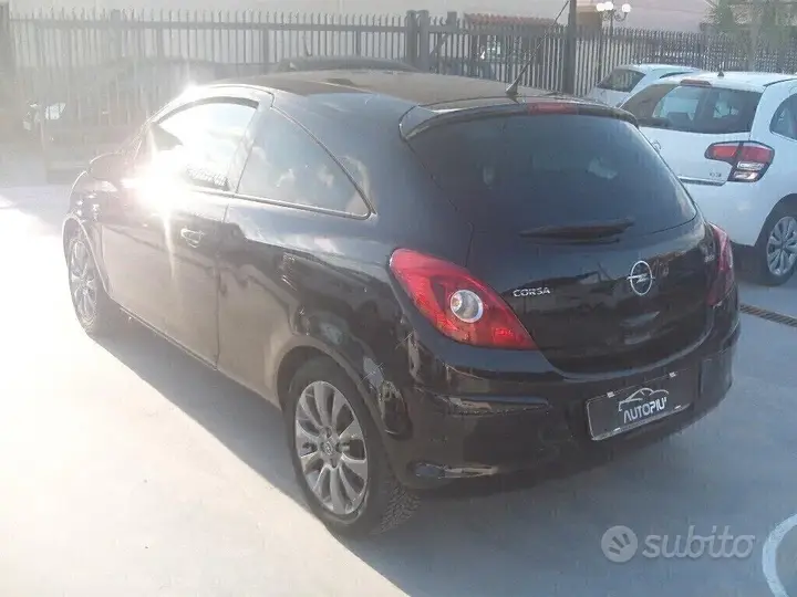 Opel Corsa 2010 photo 3
