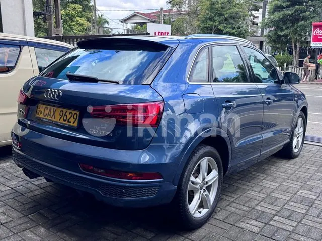 Audi Q3 2017 photo 4