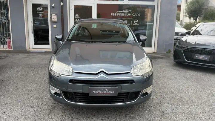 Citroen C5 2009 photo 2