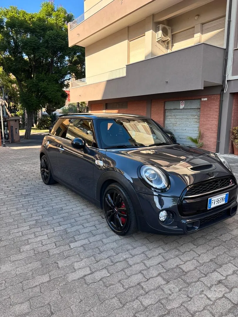 Mini Cooper S 2018 photo 3