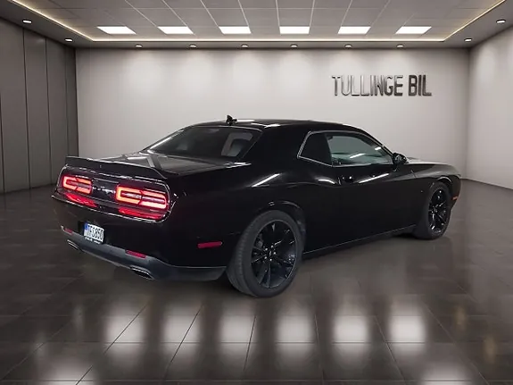 Dodge Challenger 2018 photo 5