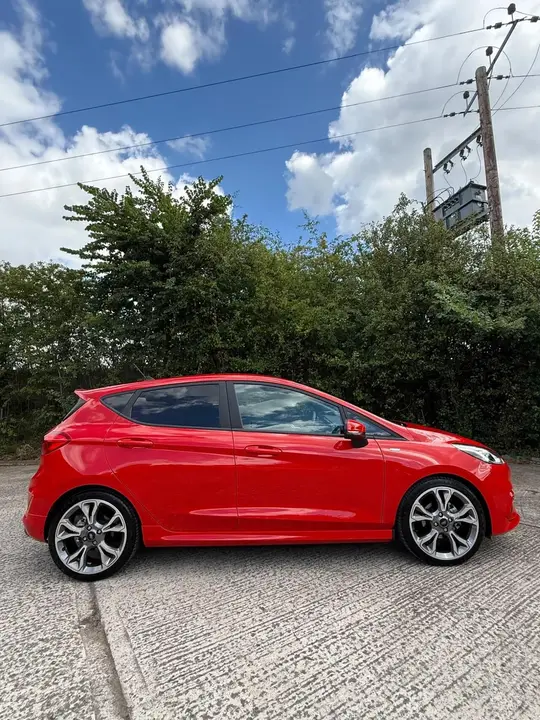 Ford Fiesta 2021 photo 2